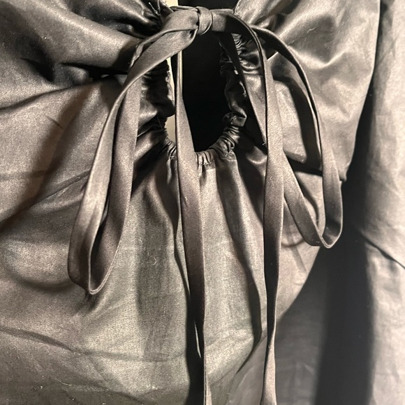 Frame Tie Neck Top Black size small - Picture 12 of 12